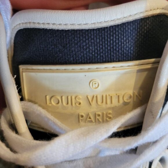 Louis Vuitton Men's Blue & White Sneakers - Size 6.5 - Picture 4 of 4